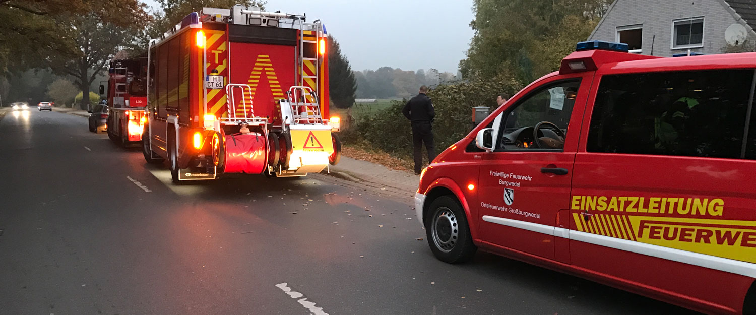 Patientenrettung Drehleiter Altwarmbüchen in Grossburgwedel