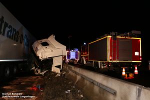 LKW Unfall BAB7 AS Altwarmbüchen